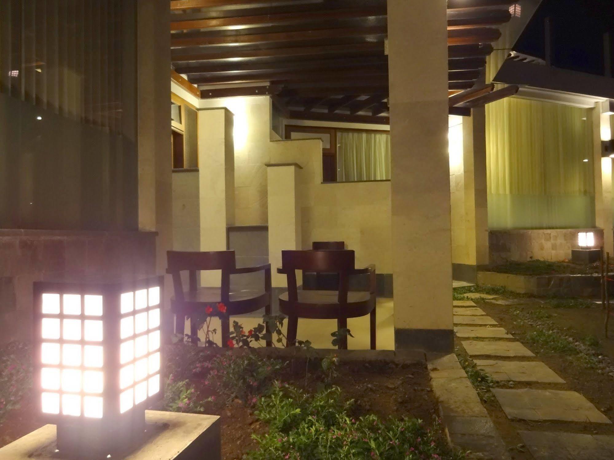 Taman Simalem Resort Tongging Eksteriør bilde