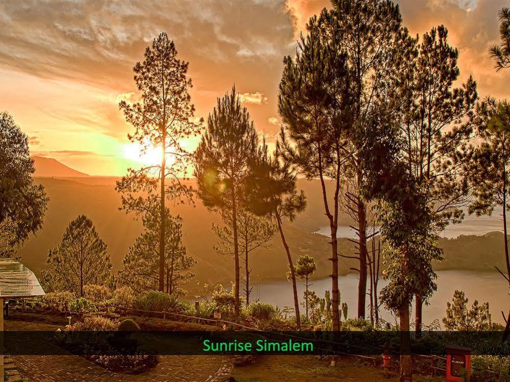Taman Simalem Resort Tongging Eksteriør bilde