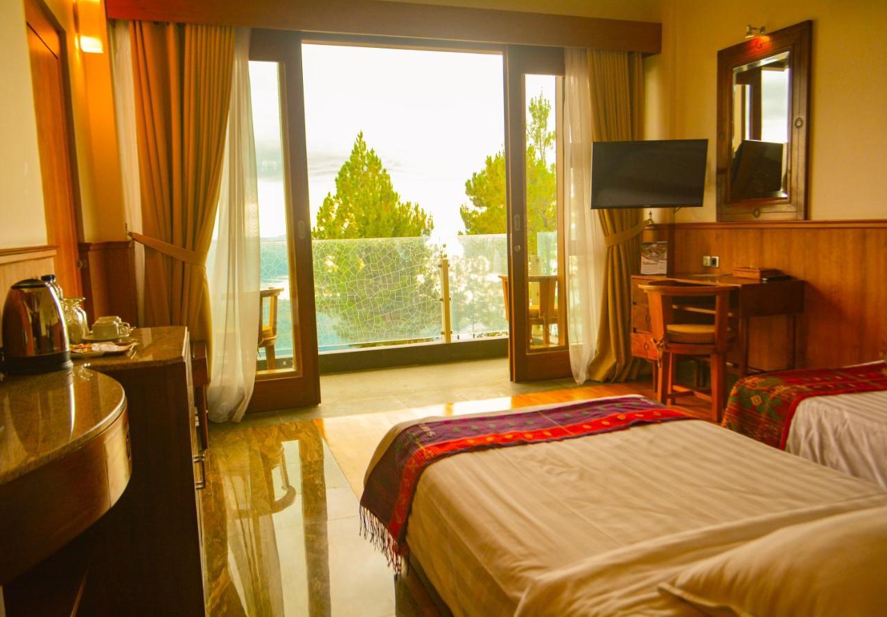 Taman Simalem Resort Tongging Eksteriør bilde